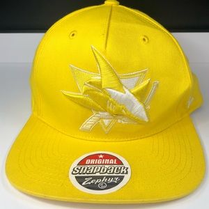 Zephyr NHL San Jose Sharks SnapBack Cap Yellow